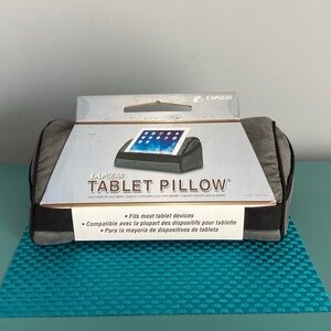 NWT Lapgear GrayTablet Pillow Stand
